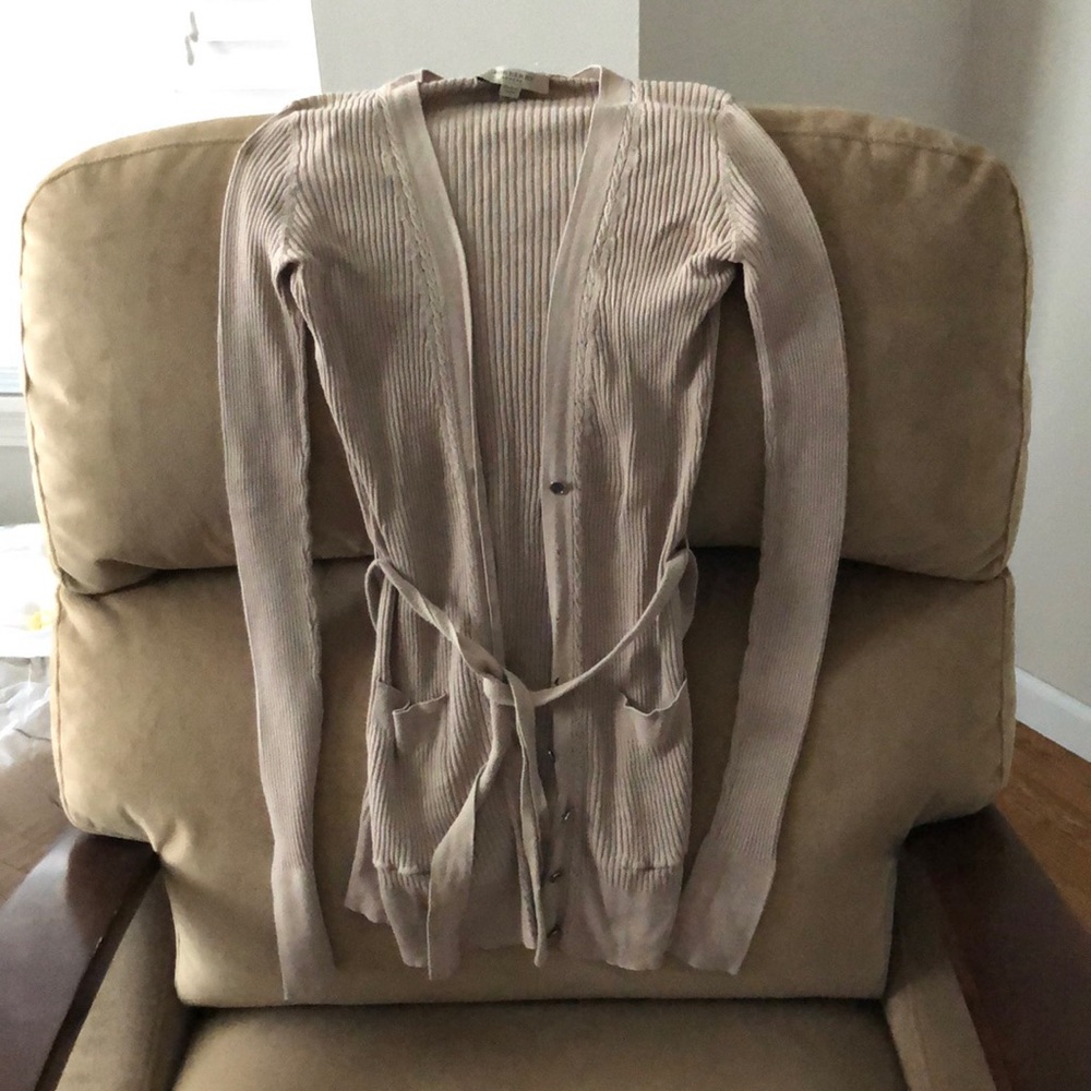 🚫SOLD🚫Burberry silk cardigan